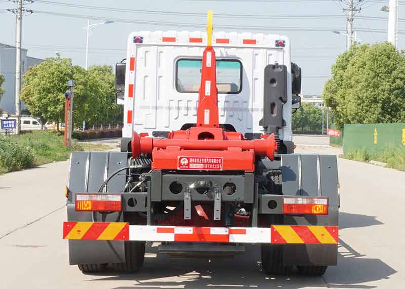 炎帝牌SZD5165ZXX6車(chē)廂可卸式垃圾車(chē)