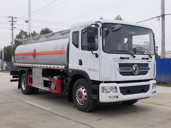 炎帝牌SZD5186GYY6C運(yùn)油車