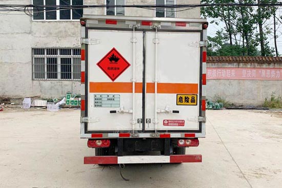炎帝牌SZD5043XRYSH6易燃液體廂式運(yùn)輸車